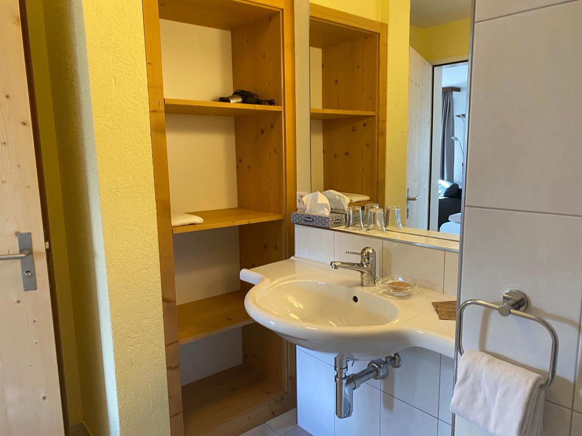 Hotel Garni Postigliun Andiast Andest Zewnętrze zdjęcie